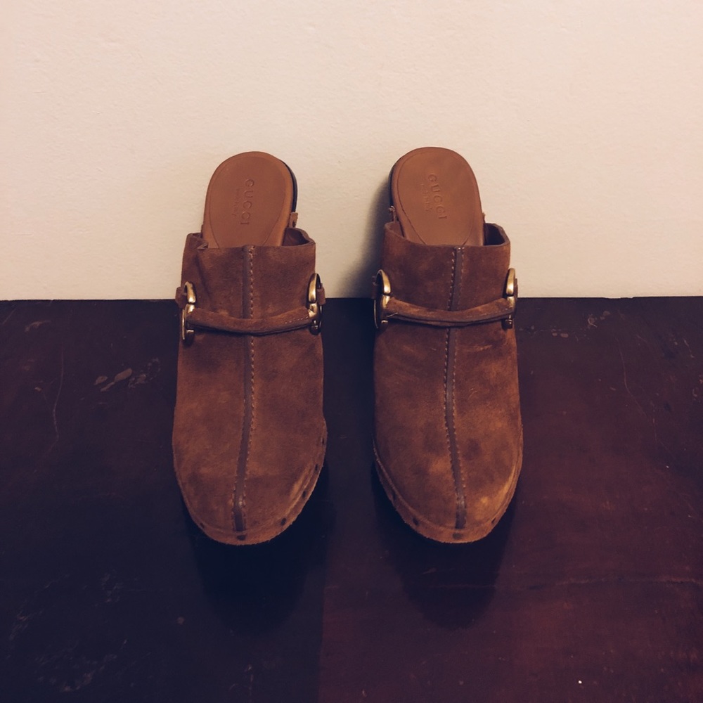 NWT Brown Suede Heeled Clogs by Gucci.